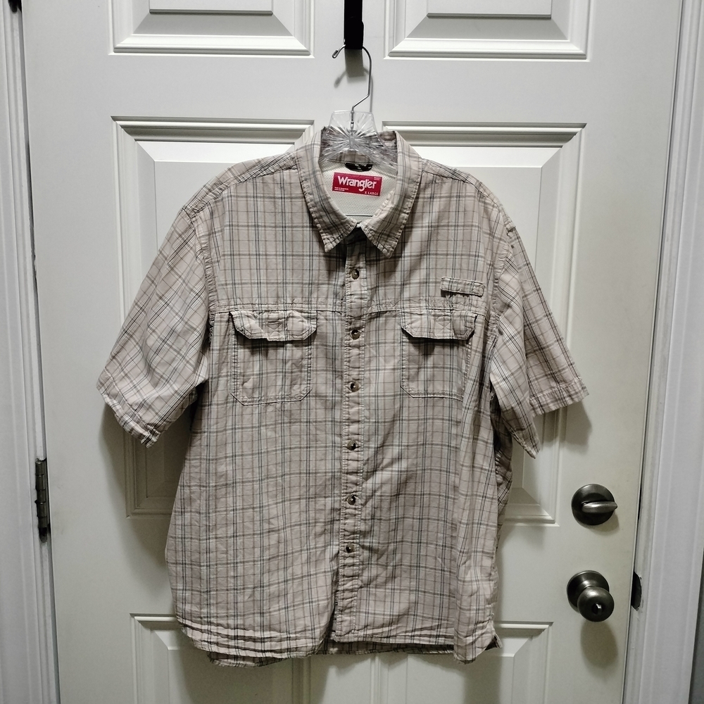 Wrangler Men's Beige Plaid Button Down Shirt Size XL
